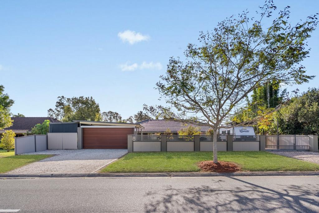 23 Madigan Rd, Carrara, QLD 4211