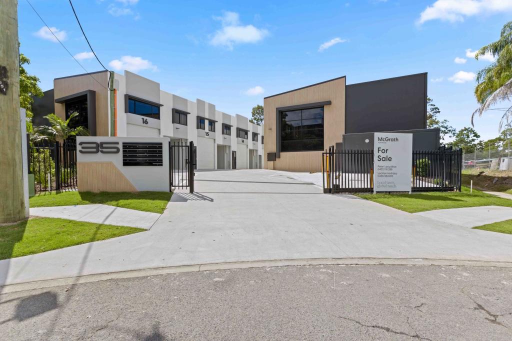 Unit 11,12/35 Demand Ave, Arundel, QLD 4214