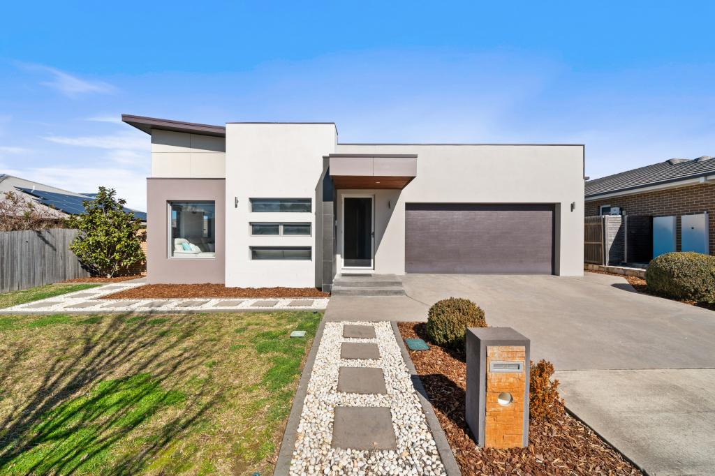 39 Casilda St, Harrison, ACT 2914