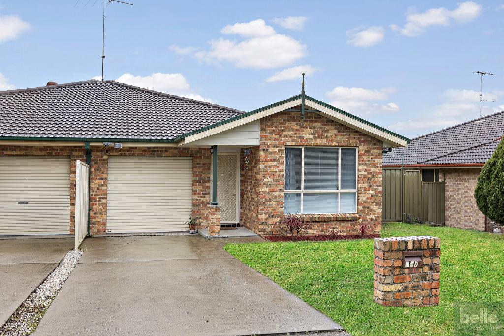 2/7 Kellerman Dr, St Helens Park, NSW 2560