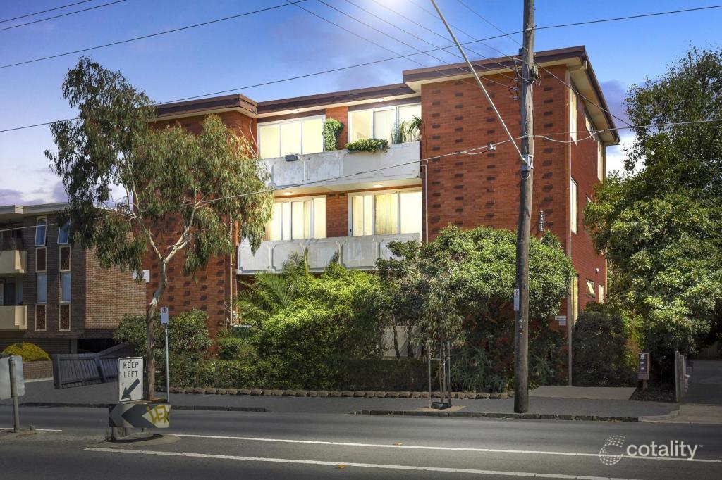 Contact agent for address, ST KILDA EAST, VIC 3183