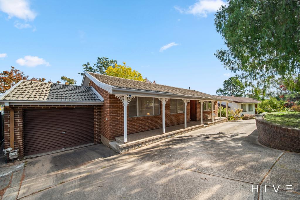 16 Roseworthy Cres, Farrer, ACT 2607