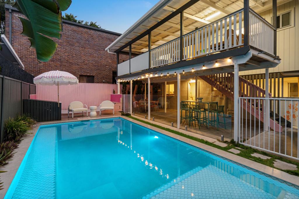 23 BOUNDARY ST, CURRUMBIN WATERS, QLD 4223