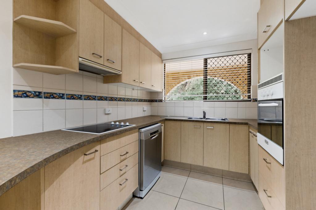 2/9 Nineteenth Ave, Palm Beach, QLD 4221