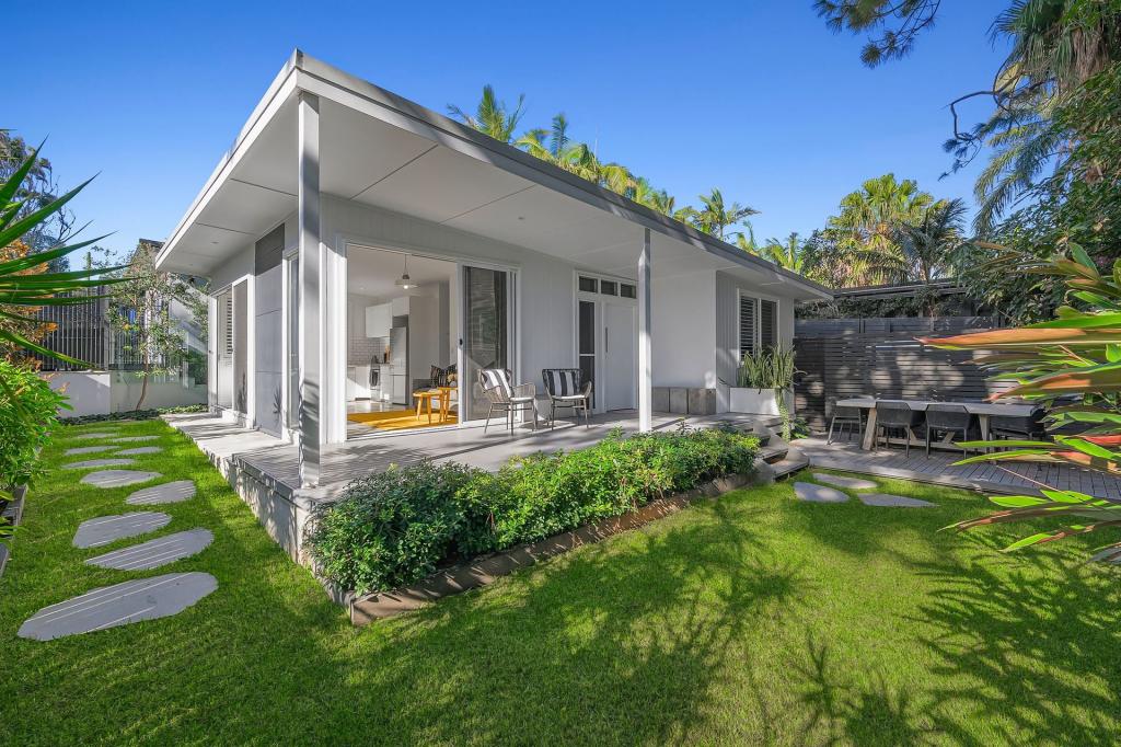 32A TASMAN RD, AVALON BEACH, NSW 2107