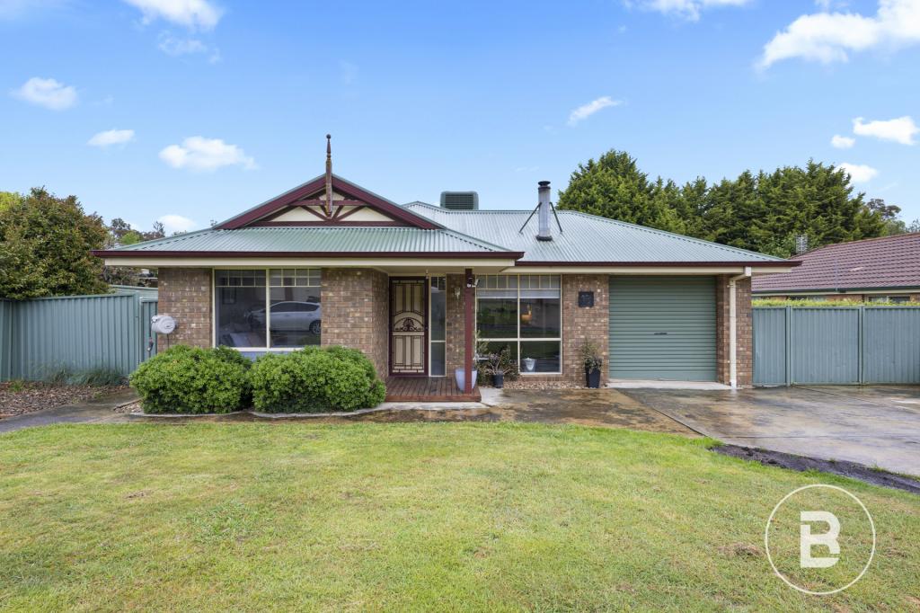 13 Caddy Dr, Creswick, VIC 3363