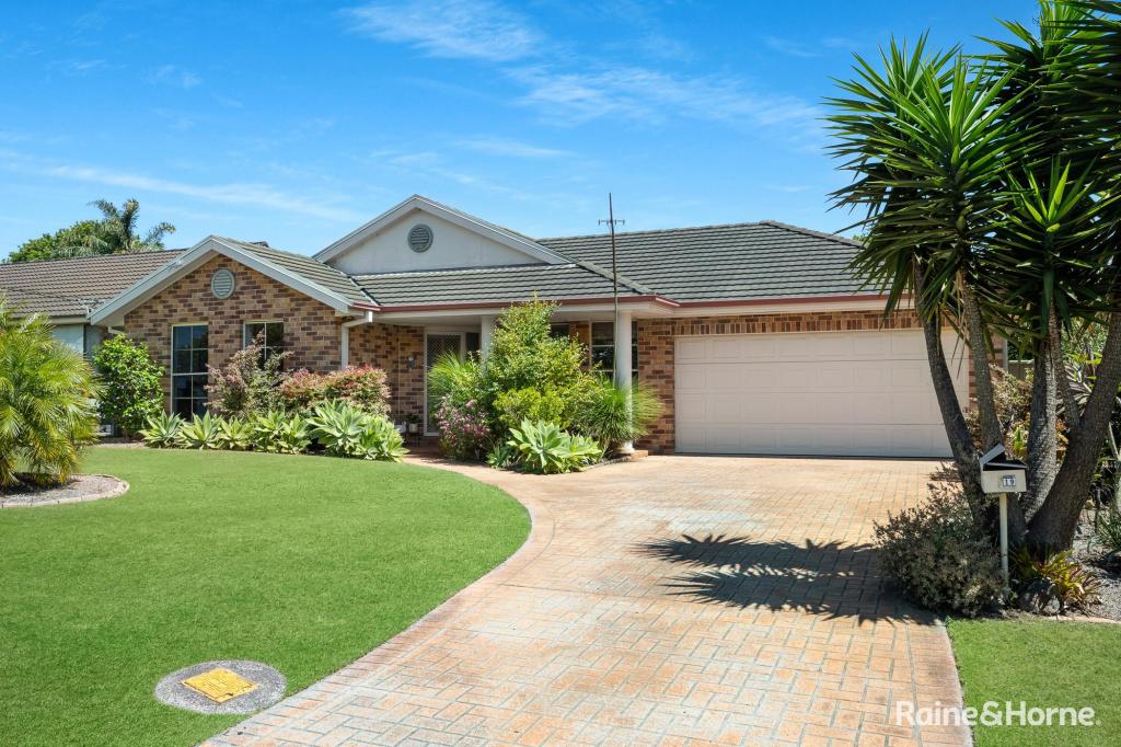 19 Noakes St, Shoalhaven Heads, NSW 2535