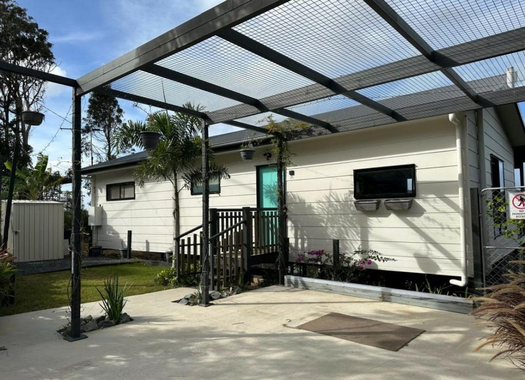 30 Leichhardt Tce, Russell Island, QLD 4184