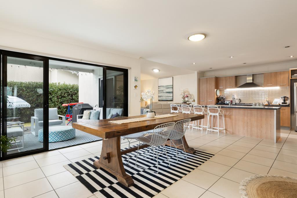 82/1 Celestial Ct, Carina, QLD 4152