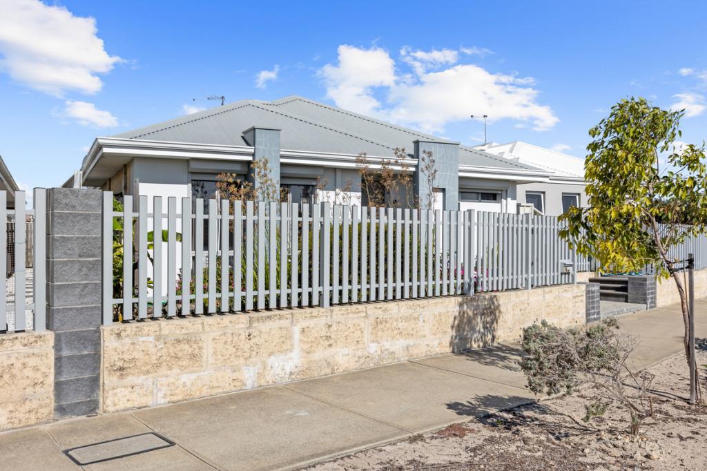 14 Mallina Cres, Golden Bay, WA 6174