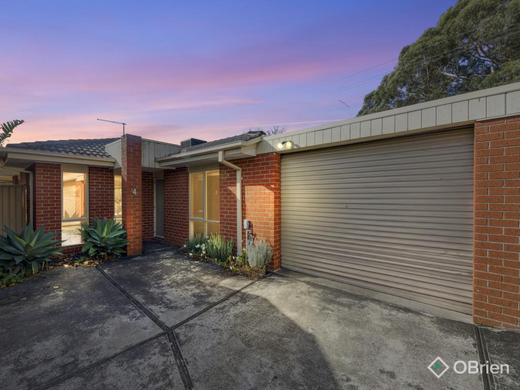 4/4 Lima Pl, Pakenham, VIC 3810