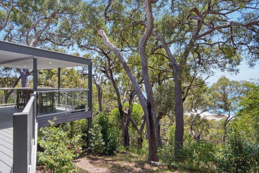 51 Bloodwood Ave, Agnes Water, QLD 4677