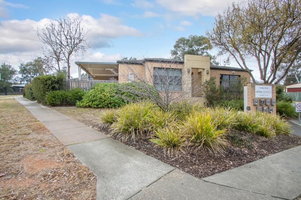 2/1 Ashley Dr, Wanniassa, ACT 2903