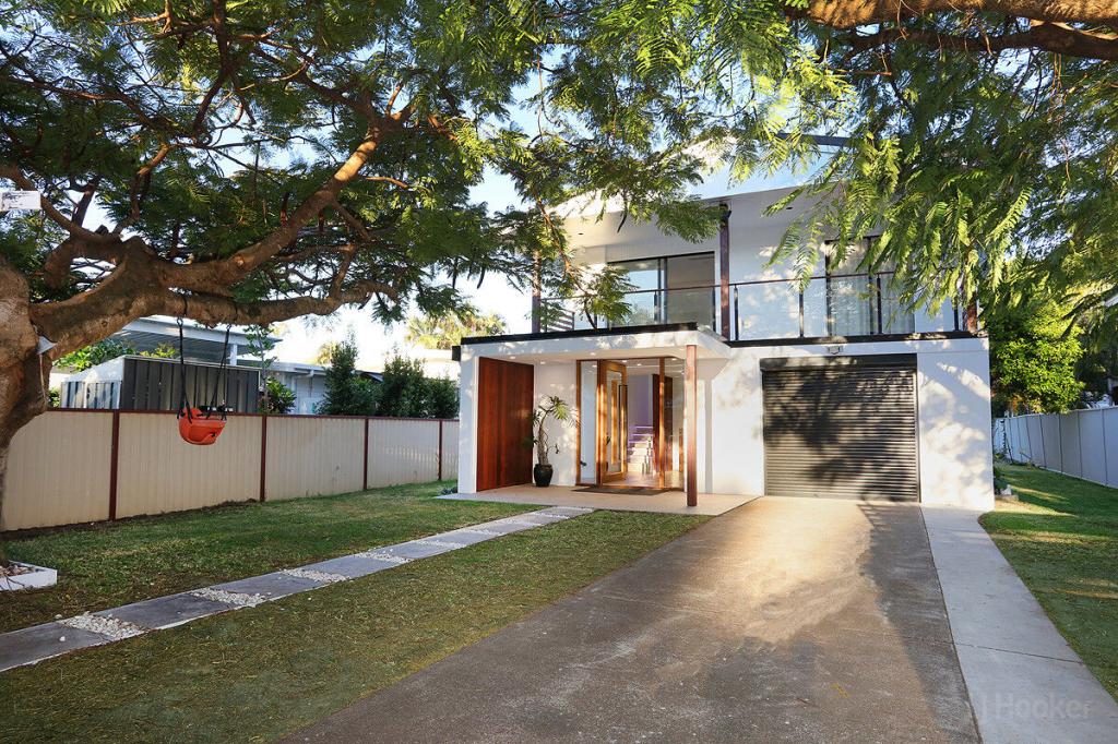 35 Deagon Dr, Runaway Bay, QLD 4216