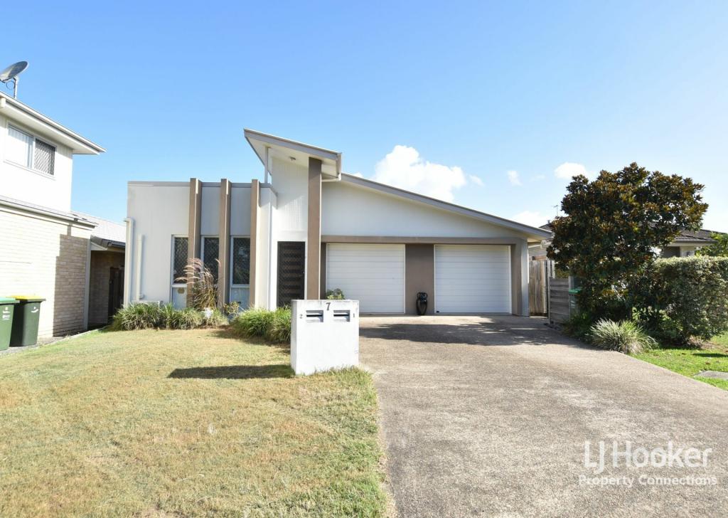 7b Lorikeet Pde, Dakabin, QLD 4503