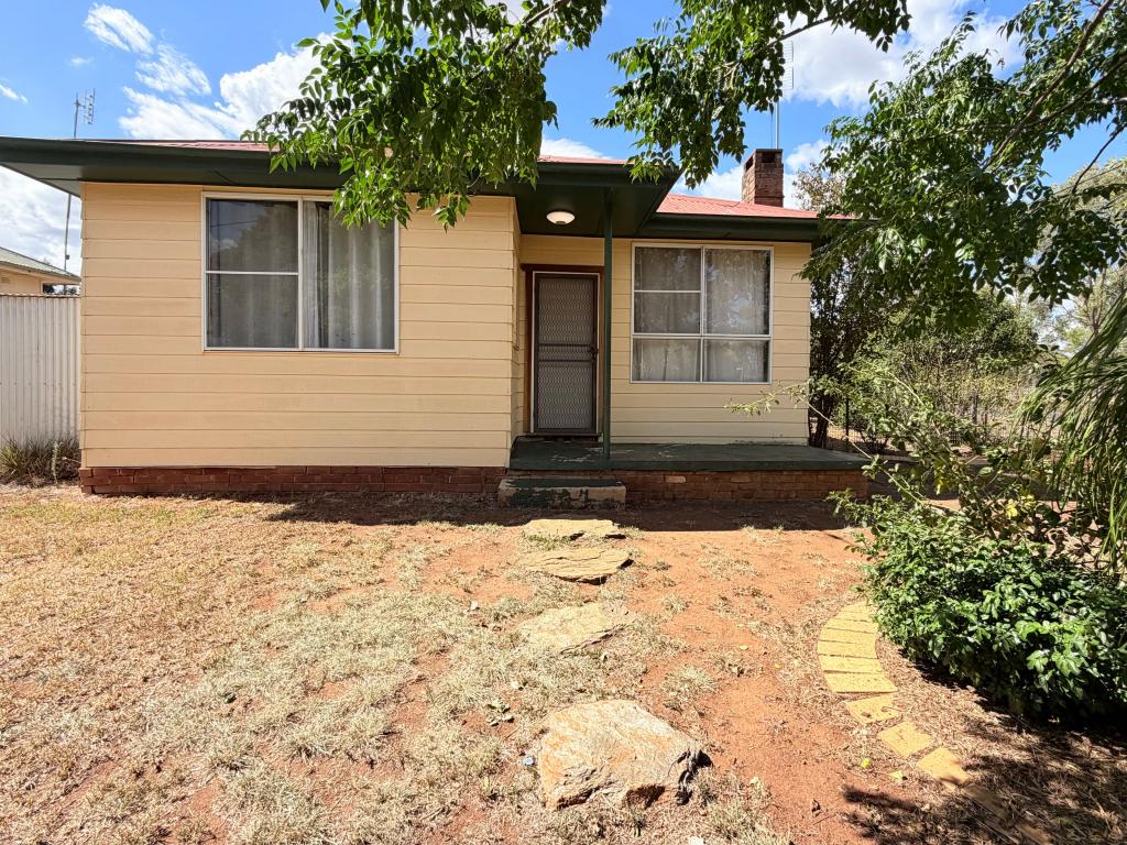 1 Gobondery St, Trundle, NSW 2875