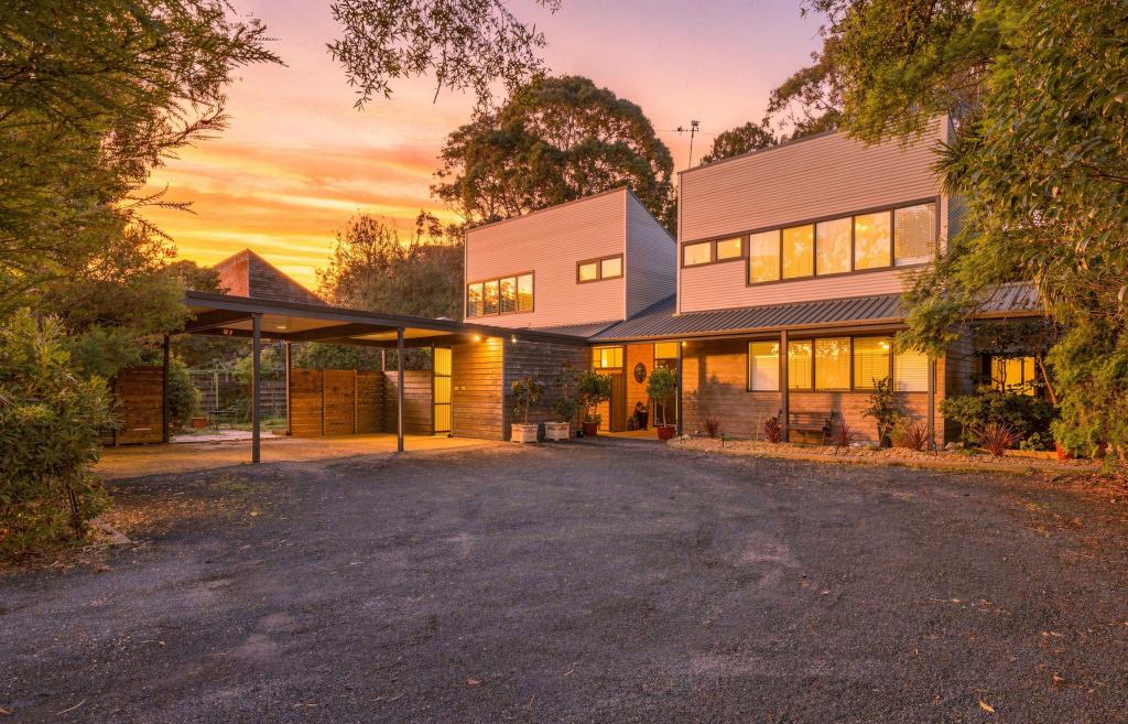 9 Alameda Dr, Sale, VIC 3850