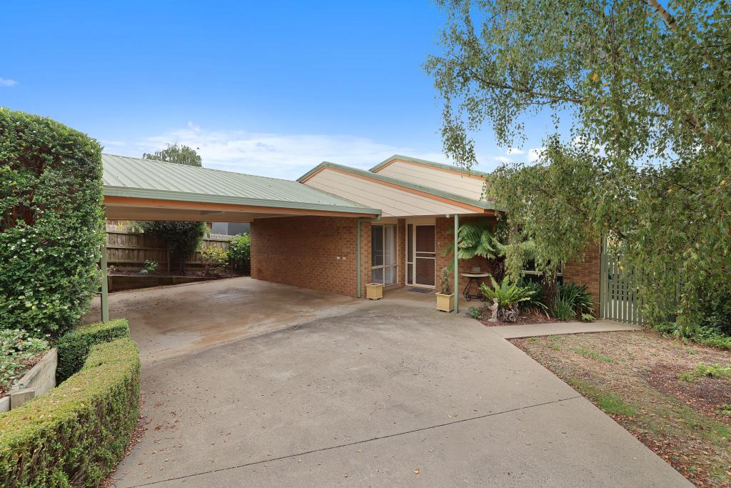 2 SCARLETT CL, LEONGATHA, VIC 3953