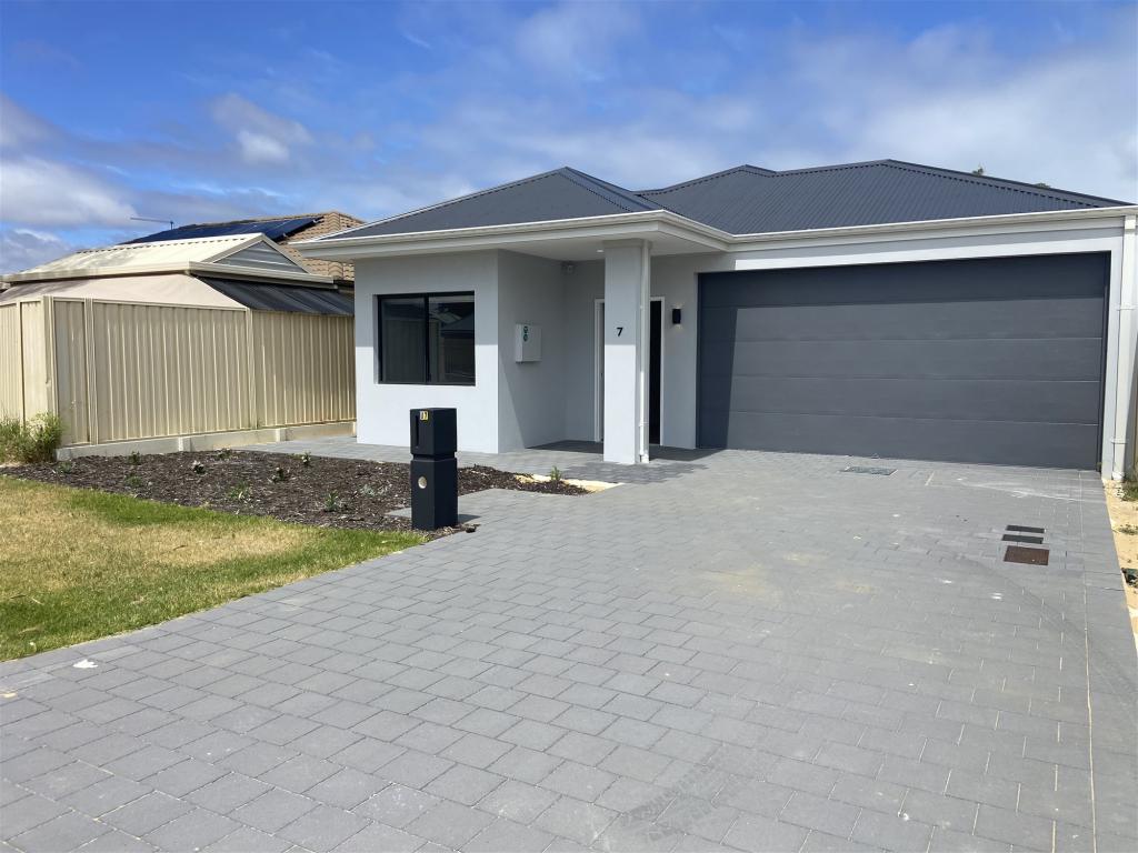 7/2a Kwella Ent, Greenfields, WA 6210