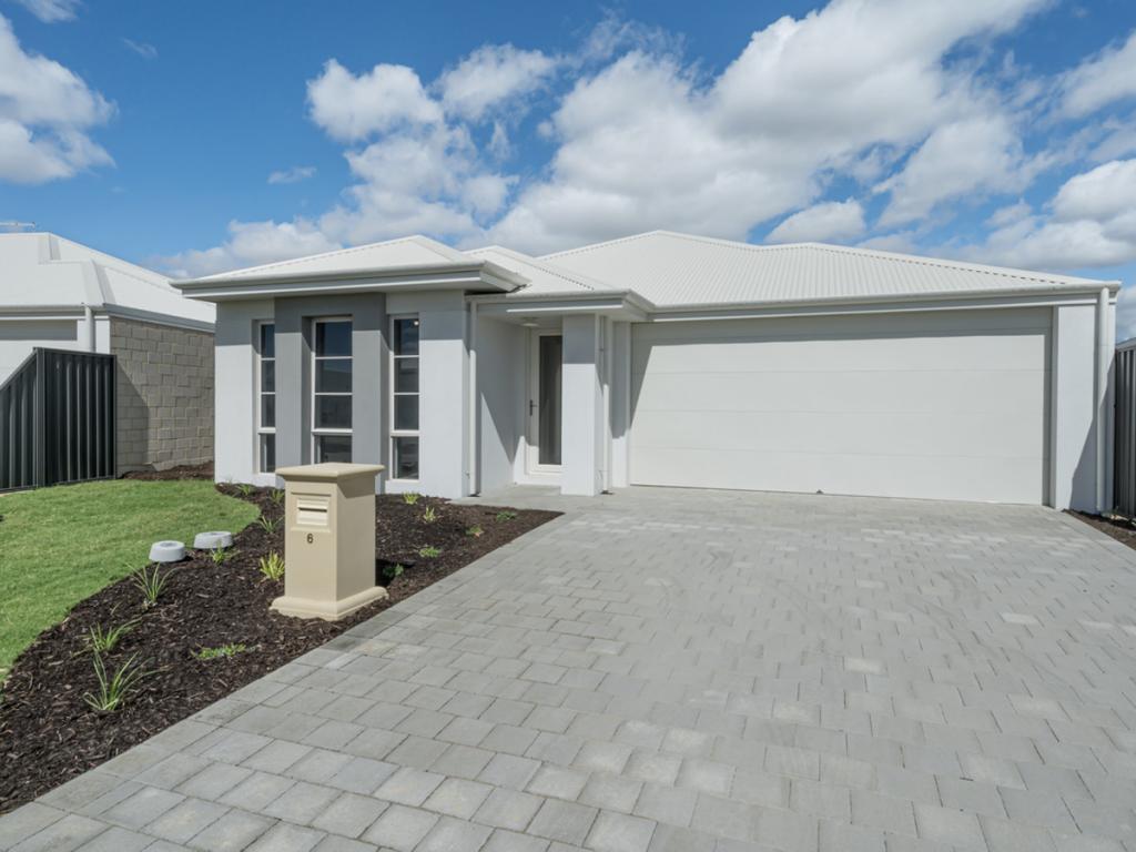 6 Trinity Rd, Henley Brook, WA 6055