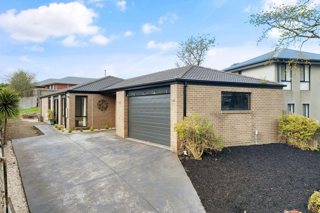 27 Stoffers St, Warragul, VIC 3820