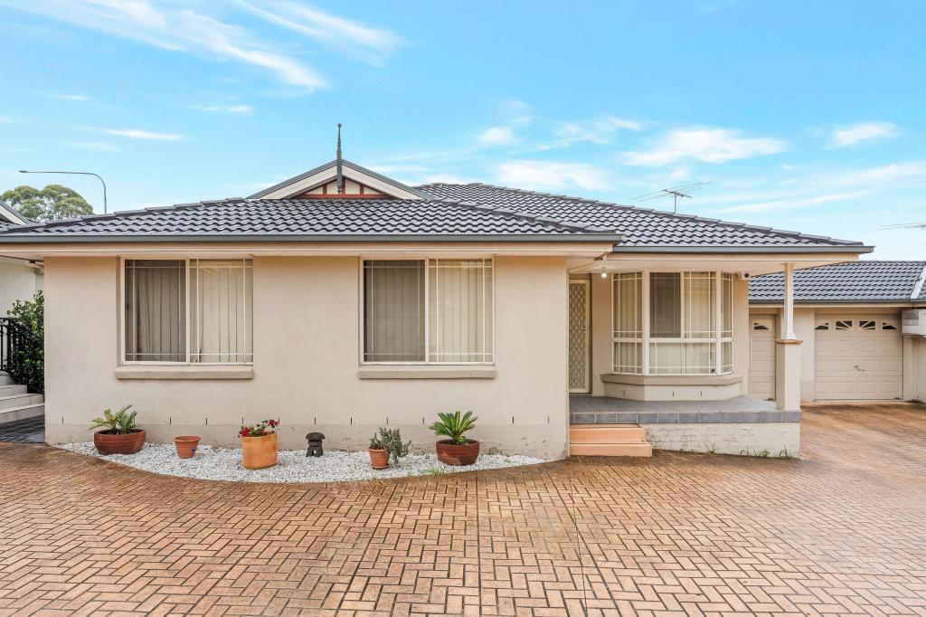 7 Goodooga Cl, Hinchinbrook, NSW 2168