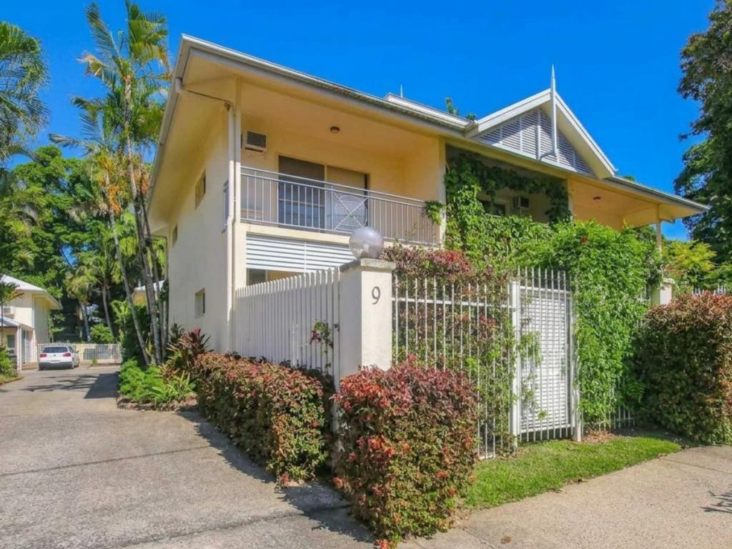 6/7-9 Le Grande St, Freshwater, QLD 4870