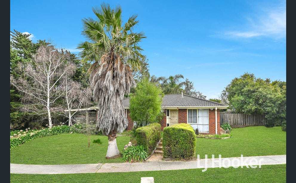 56 Collins Cres, Berwick, VIC 3806