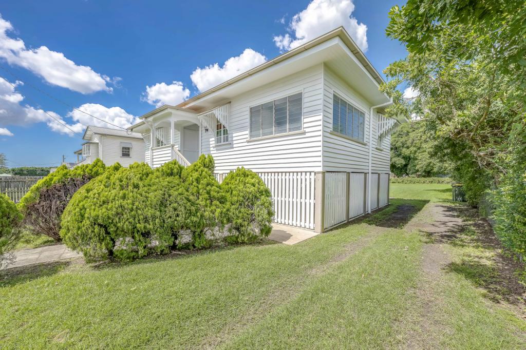 84 Lamb St, Walkervale, QLD 4670