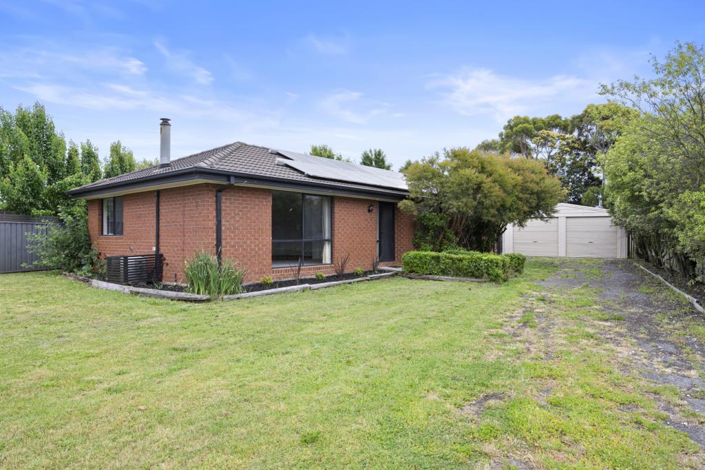 4 James Ct, Miners Rest, VIC 3352