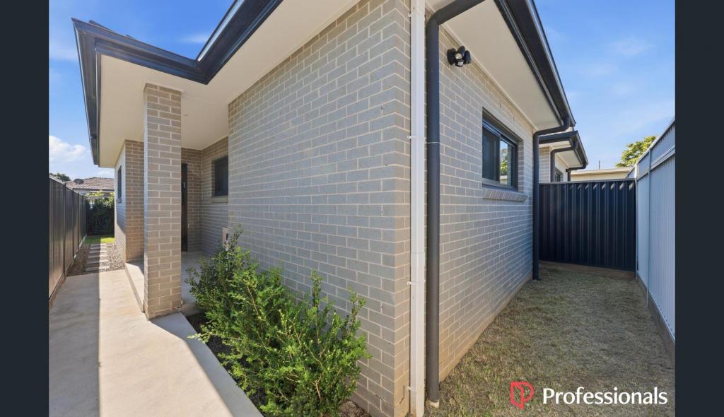 209c River Ave, Carramar, NSW 2163