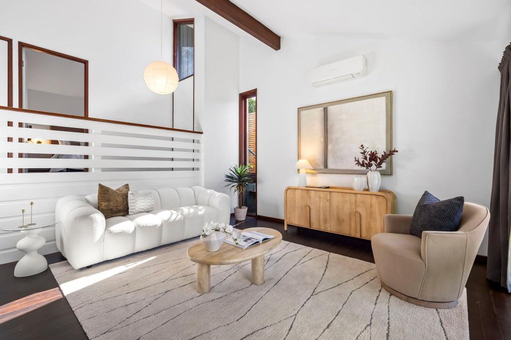 37 Cassandra St, Chapel Hill, QLD 4069