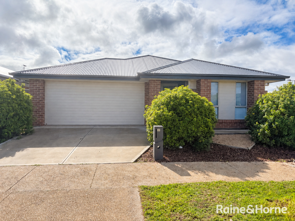 83 Keane Ave, Munno Para West, SA 5115