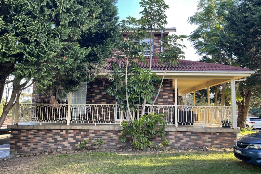85 Staff Rd, Cordeaux Heights, NSW 2526
