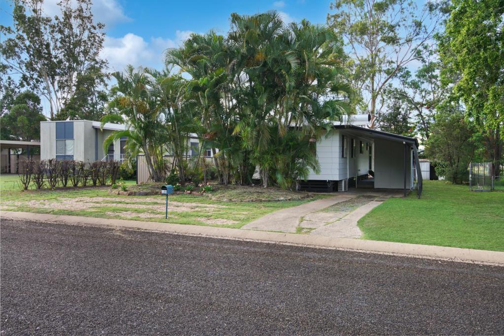 13 PERRY ST, DYSART, QLD 4745