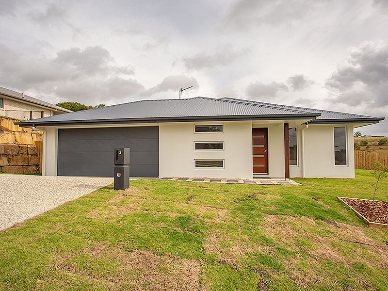 3 Serenity Dr, Southside, QLD 4570