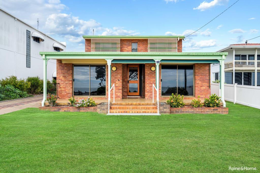 89 Esplanade, Point Vernon, QLD 4655