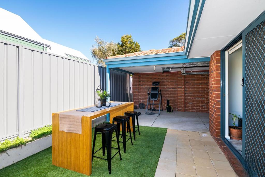 18b Karabil Way, Nollamara, WA 6061