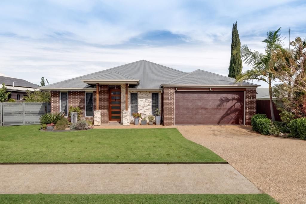 14 Mcgee Dr, Kearneys Spring, QLD 4350