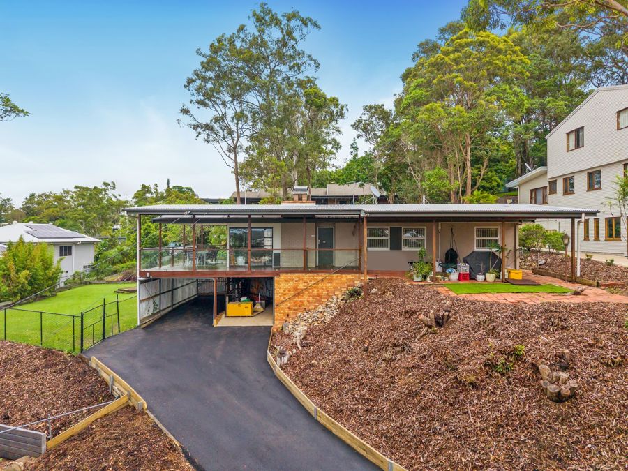 43 Castle Hill St, Holland Park West, QLD 4121