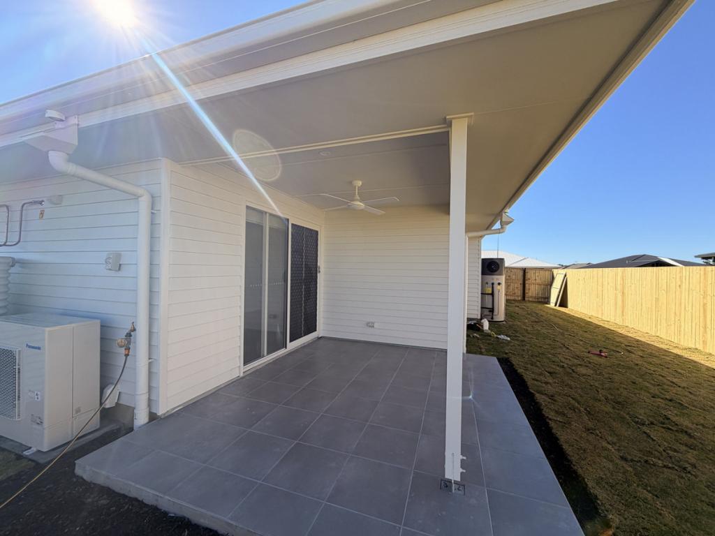 8b Mulcahy St, Rosenthal Heights, QLD 4370