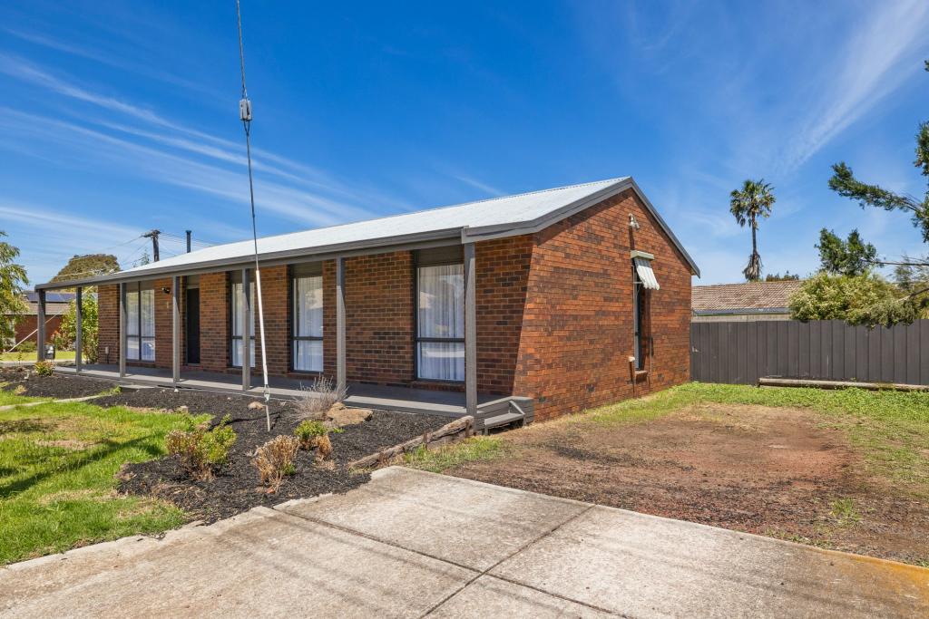 2 Brimpton Gr, Wyndham Vale, VIC 3024