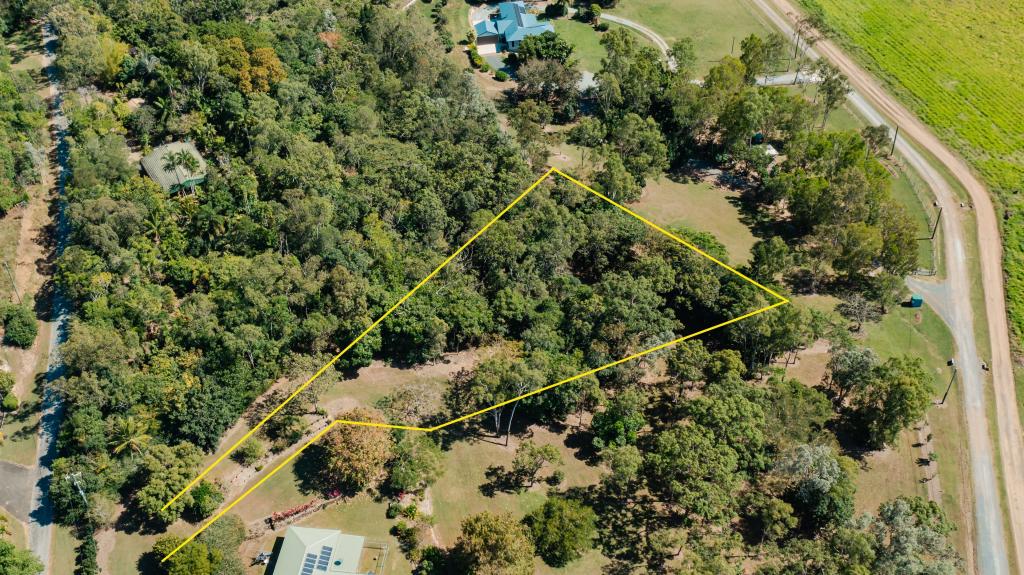 62 BENNETT RD, STRATHDICKIE, QLD 4800