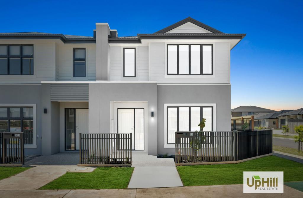 53 Burnbank Pde, Clyde North, VIC 3978