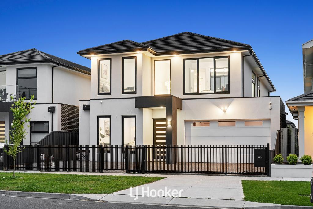 180 Stanley Rd, Keysborough, VIC 3173