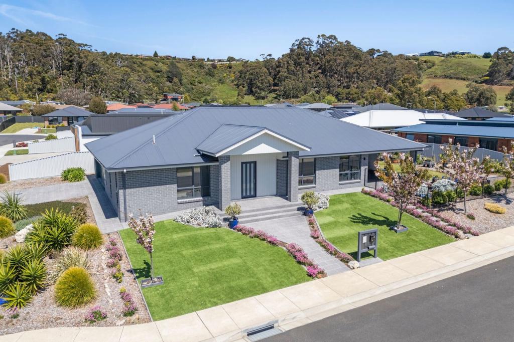 6 Barleen Pl, West Ulverstone, TAS 7315
