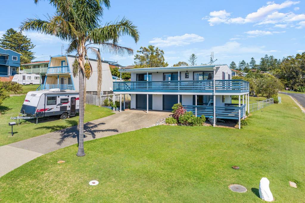 1 Bream St, Tuross Head, NSW 2537