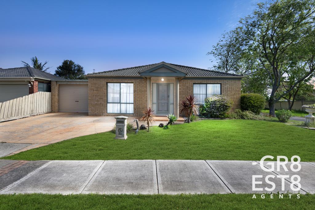 33 Banyalla Dr, Cranbourne West, VIC 3977