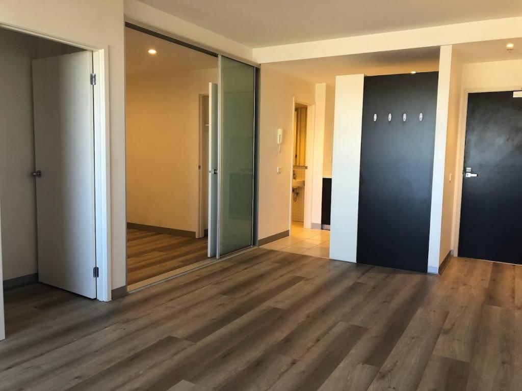 1201/604 SWANSTON ST, CARLTON, VIC 3053