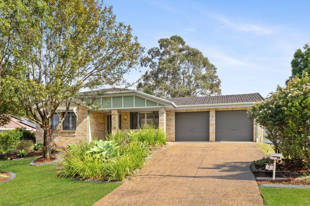 2 Finch Pl, Point Clare, NSW 2250